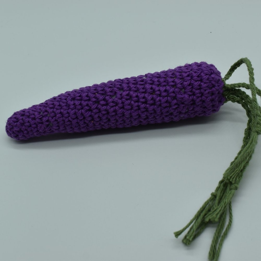 Hand Crafted Carrot catnip crochet cat toy - Picture 4 of 5